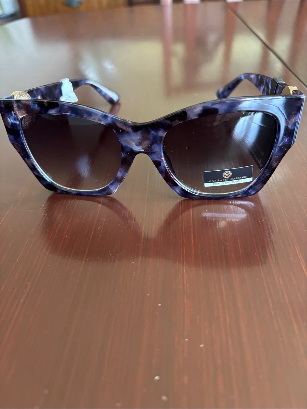Margaret Josephs 100% UV protect,gradient black lens,tortoise shell,gold accent